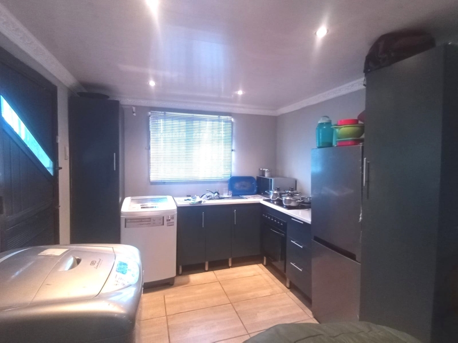 2 Bedroom Property for Sale in Mdantsane Eastern Cape